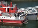 Einsatz Loeschboot Rettungsboot PRhein Koeln Rodenkirchen P47